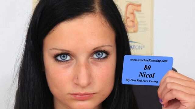 Qizning qiniga katta sik qoyilgan edi.